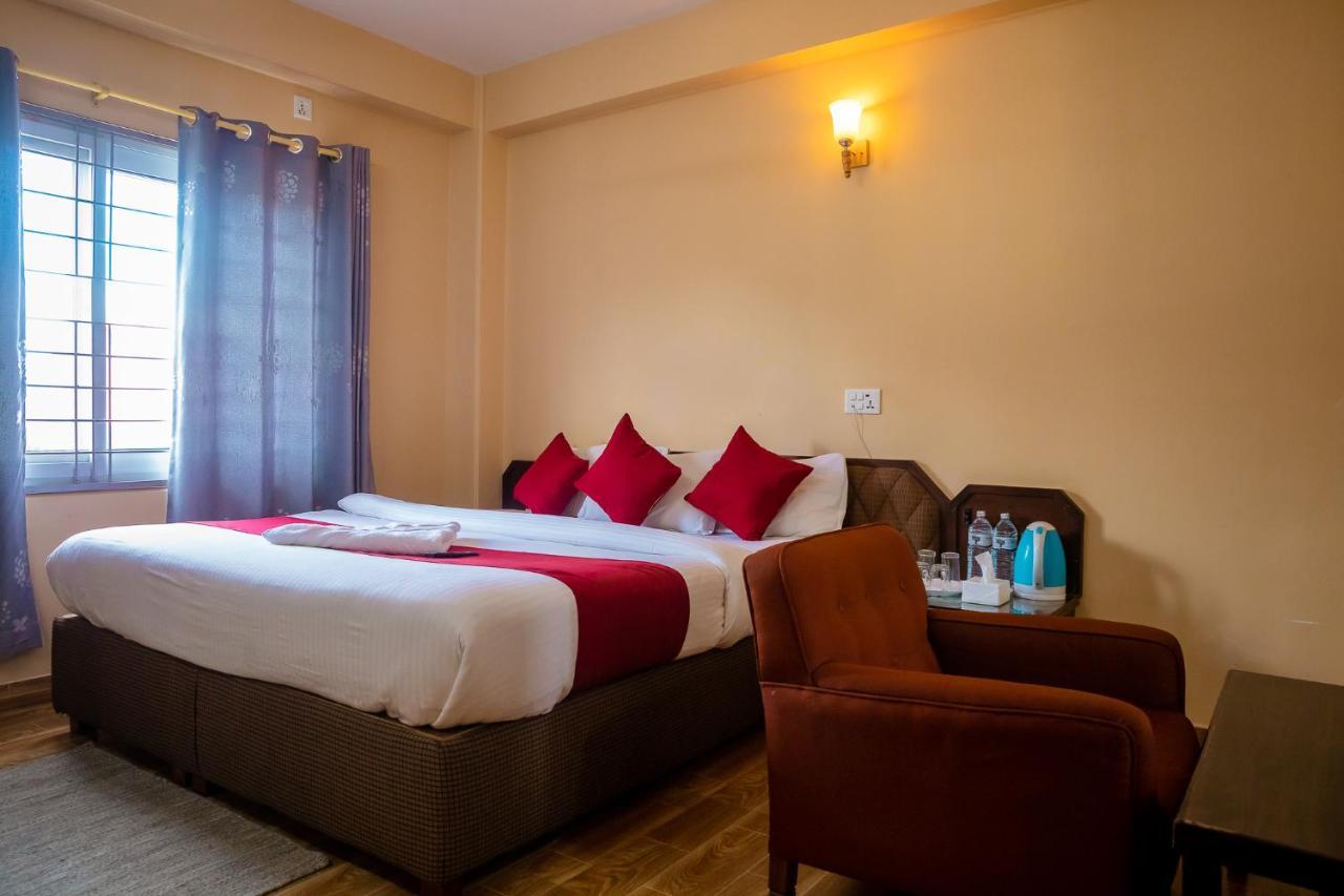 Hotel Yatri Pokhara Dış mekan fotoğraf