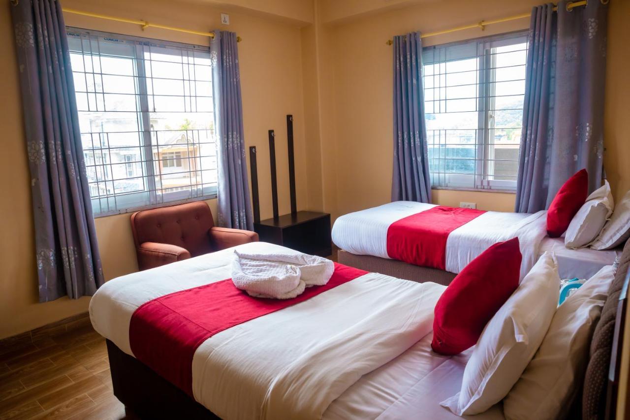 Hotel Yatri Pokhara Dış mekan fotoğraf
